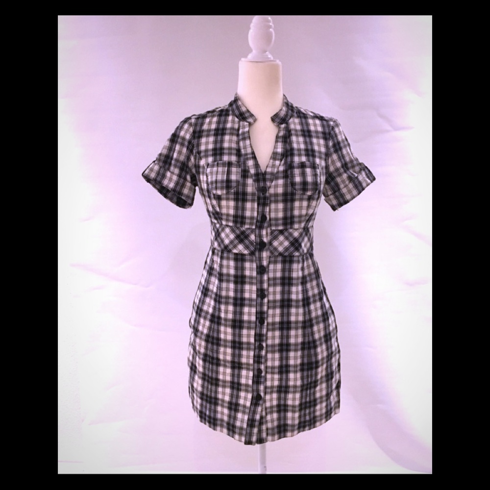 Women’s Guess Dress SOLD